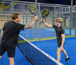 Racket Tikken 02